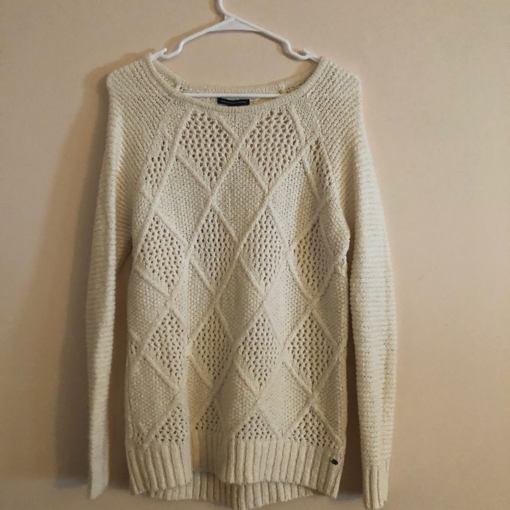 American Eagle sweater